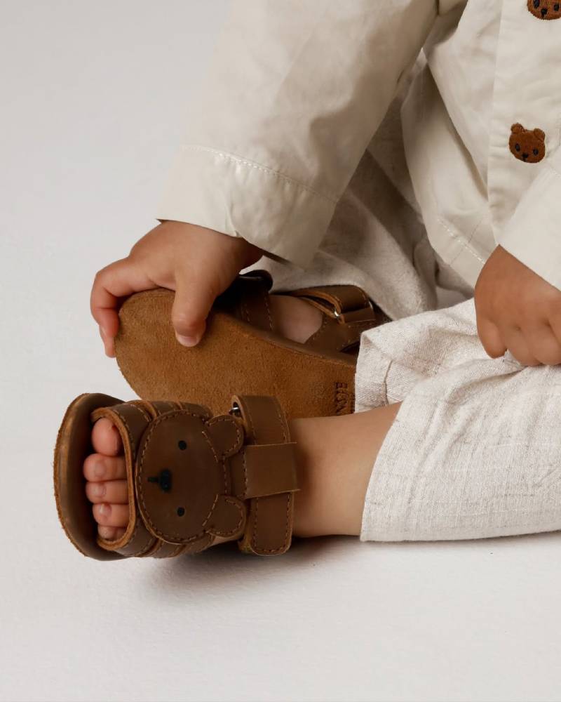 children's shoe brand