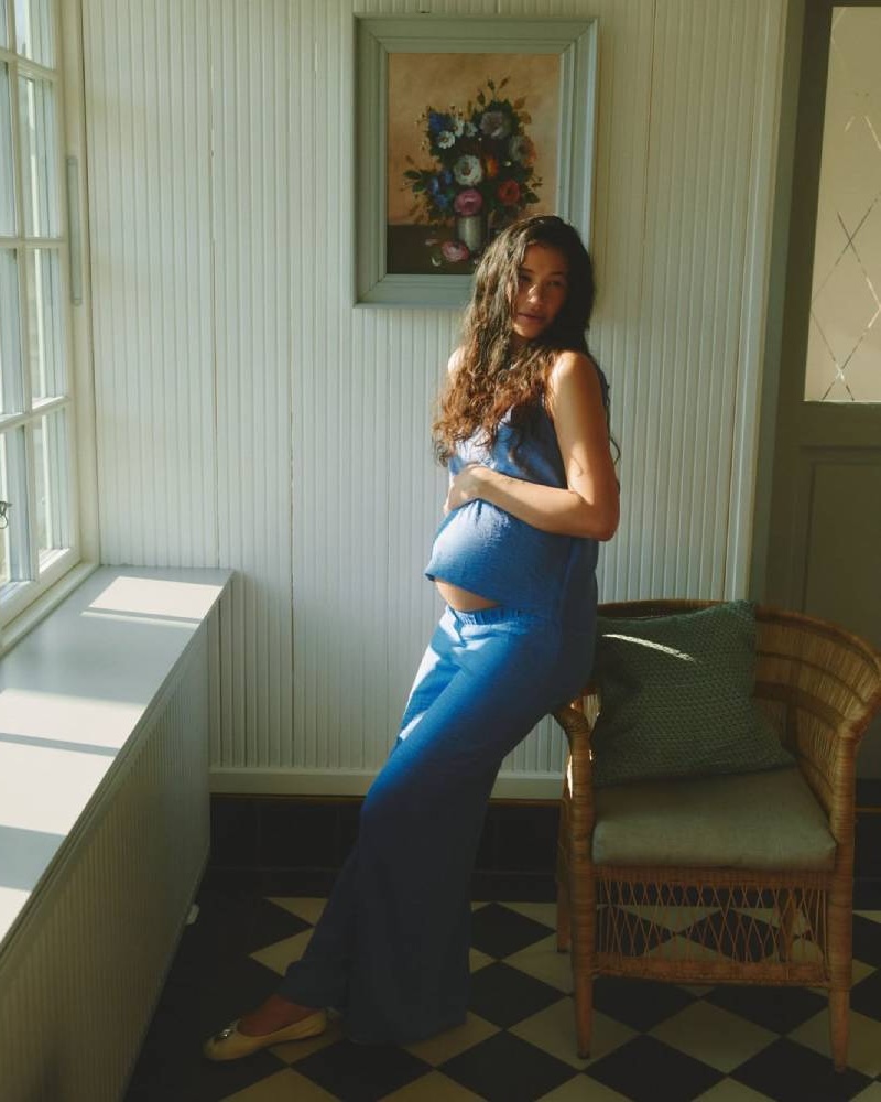 maternity clothes