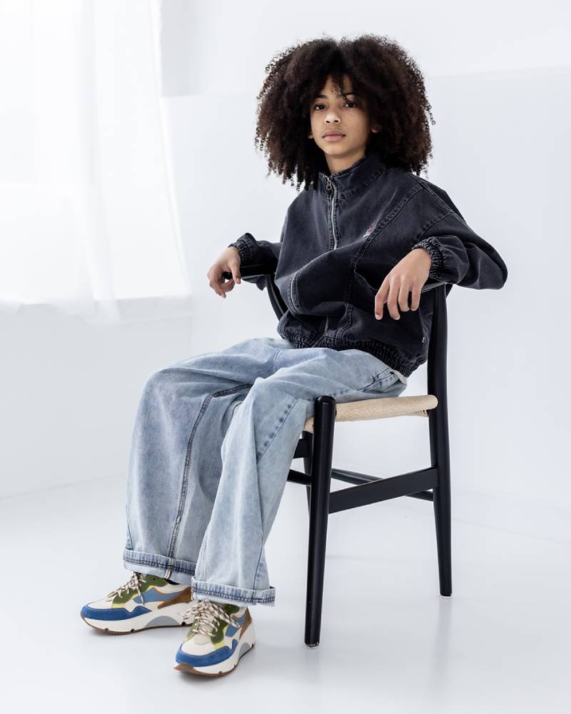 kid's shoes
