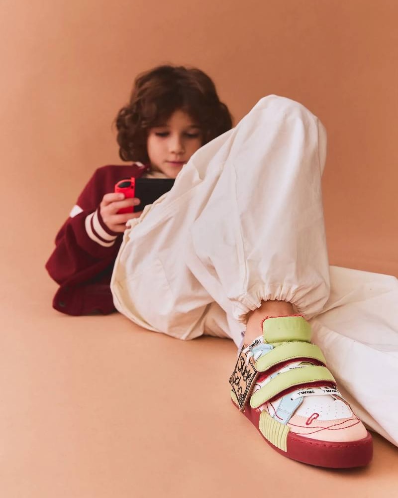 kid's shoes