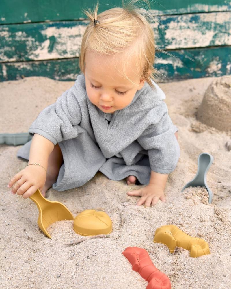 children's beach toys