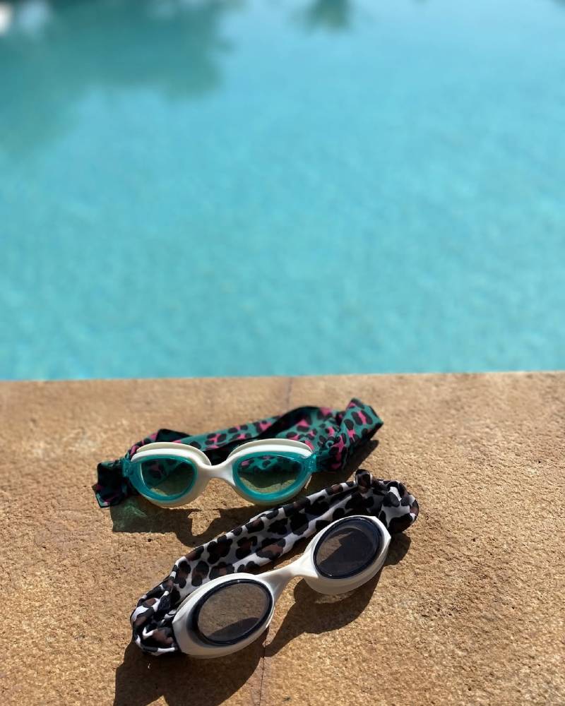 children's swim goggles