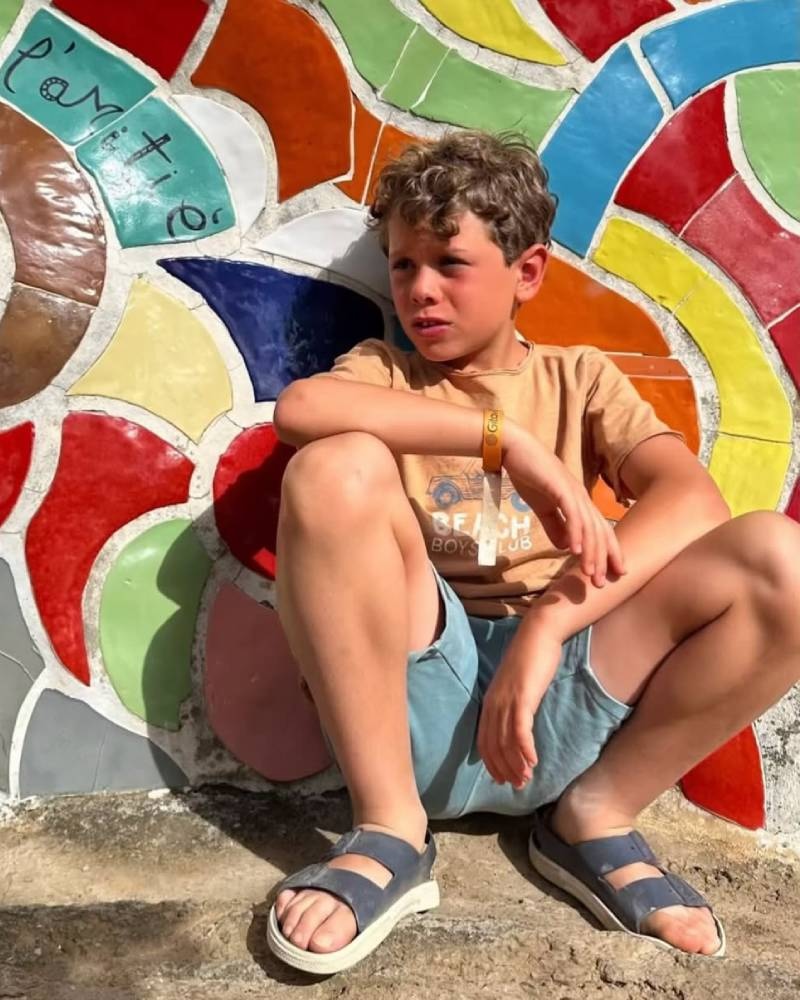kid's shoe brand