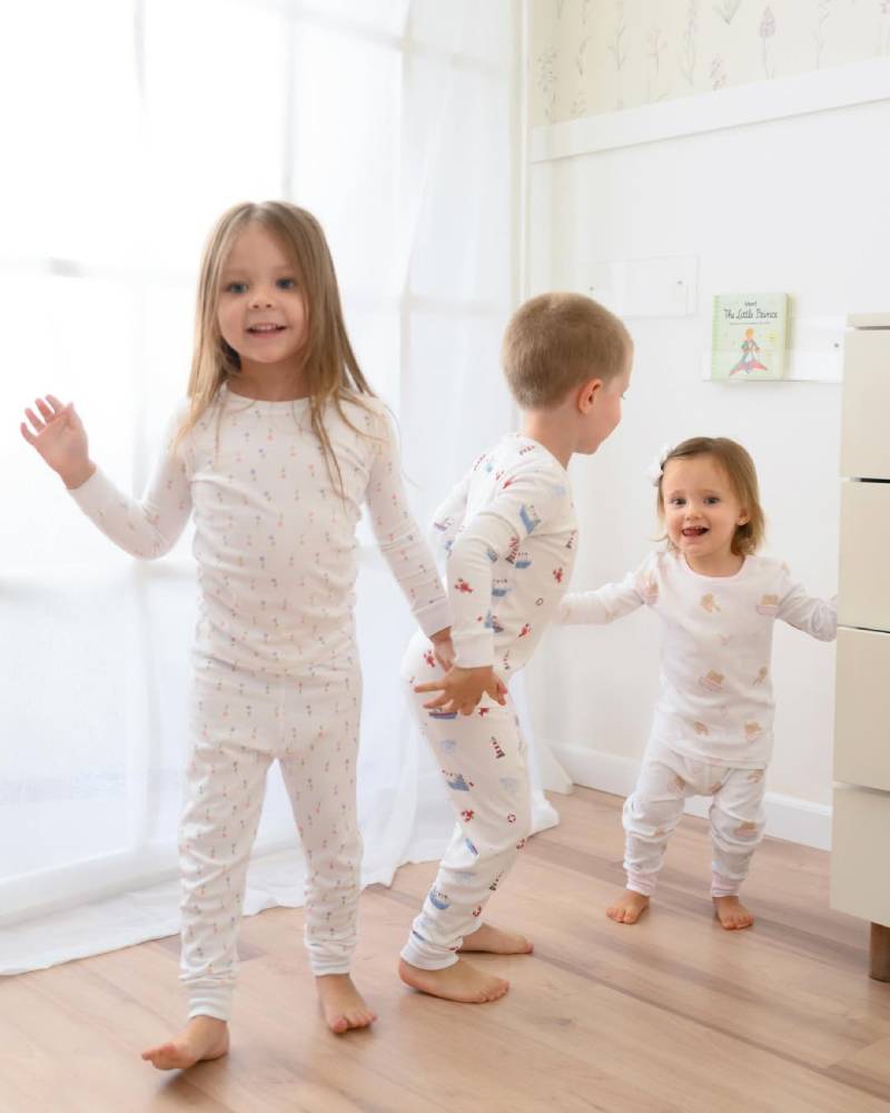 children's clothing