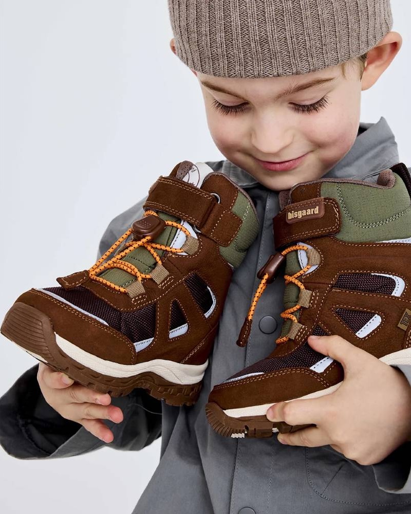 kid's footwear
