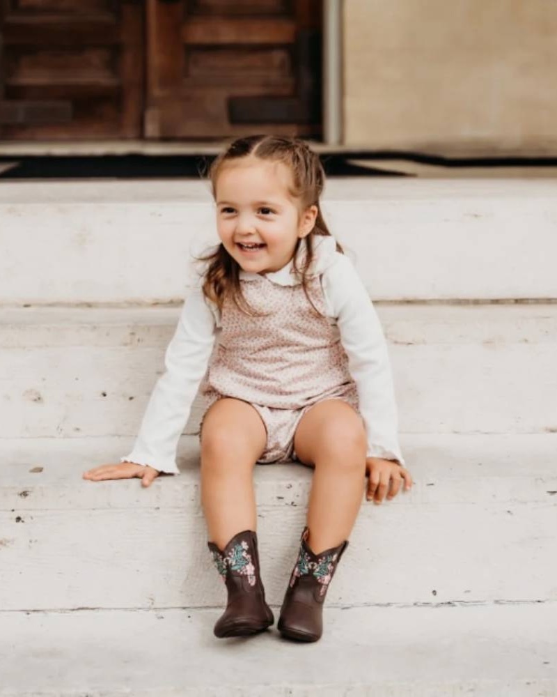 shoe accessory brands