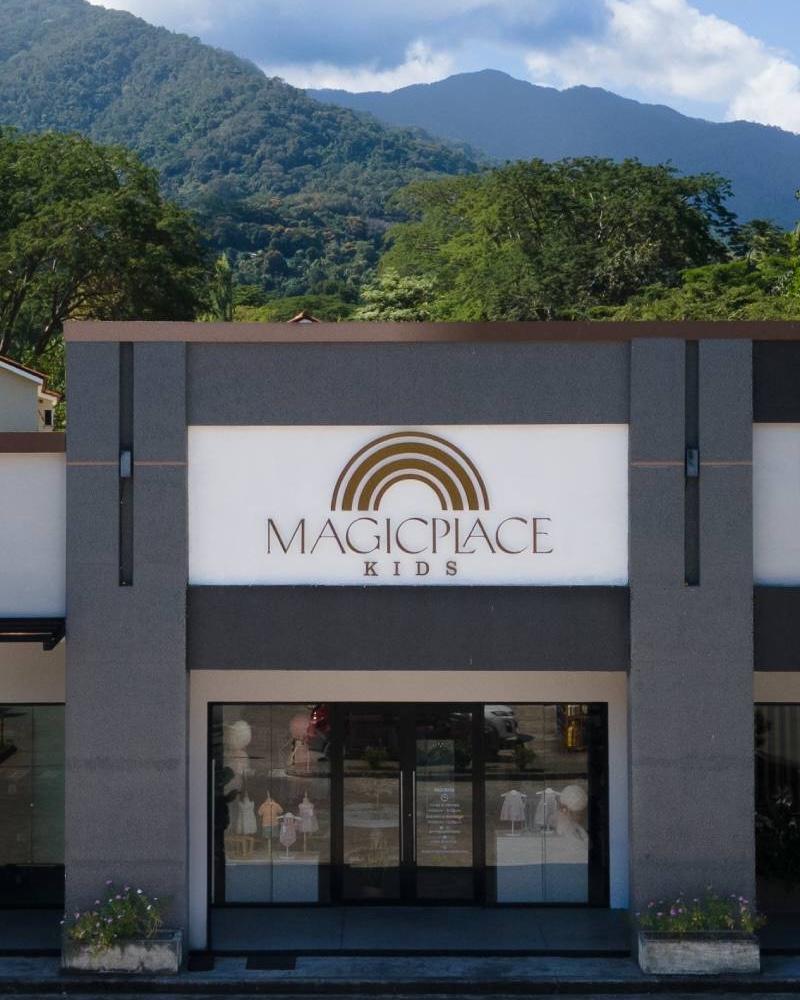 kid's multibrand store