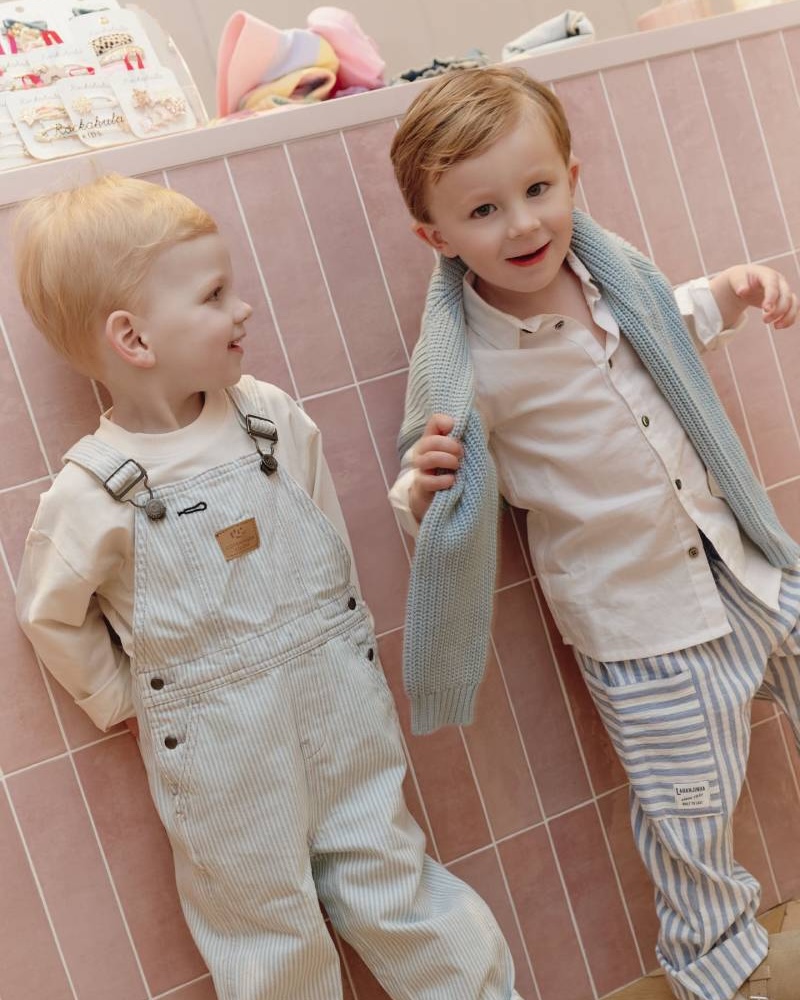 kid's multibrand store