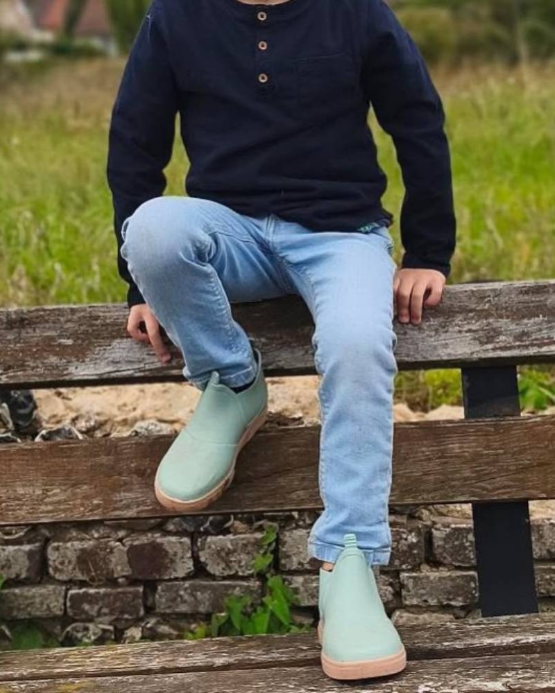 kid's footwear
