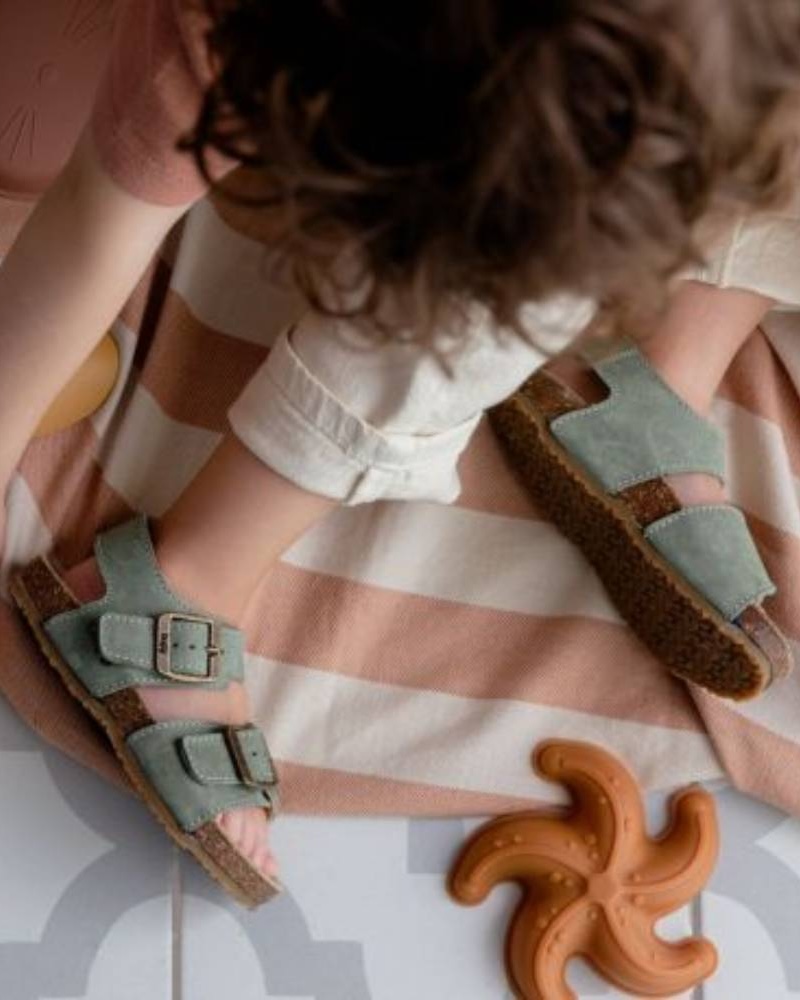 children's shoe brand