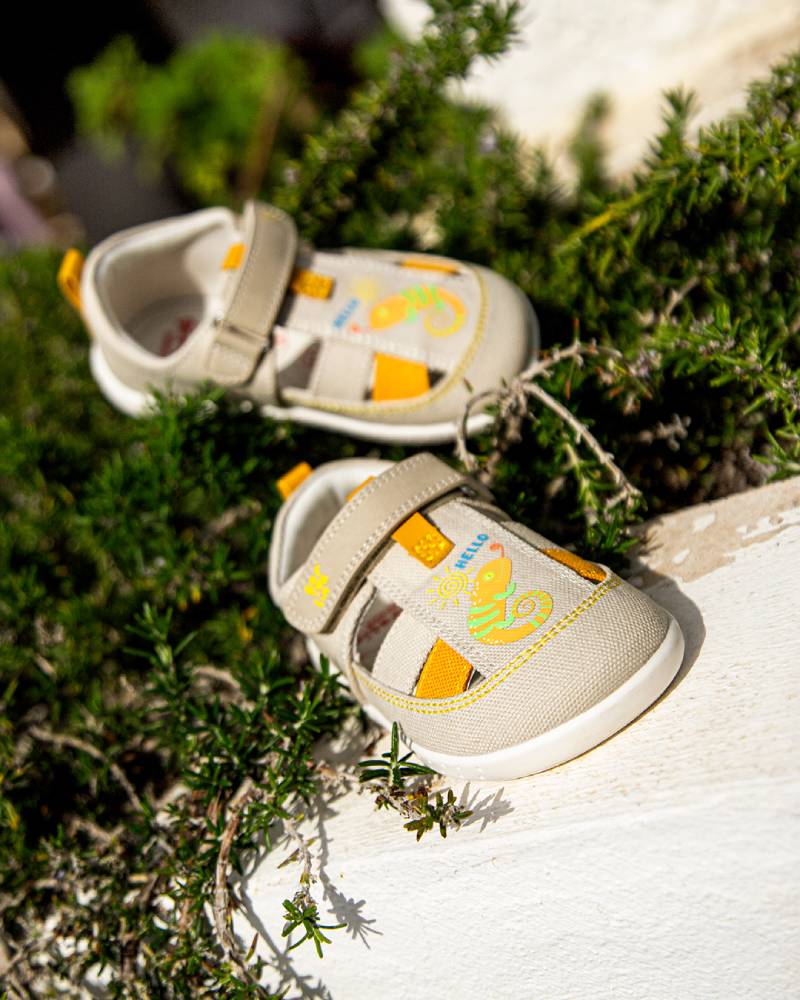 children's shoe brand