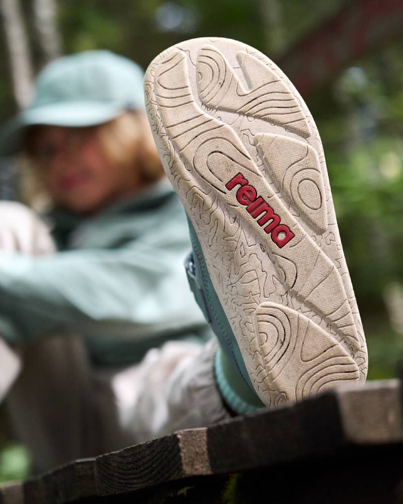 kid's footwear
