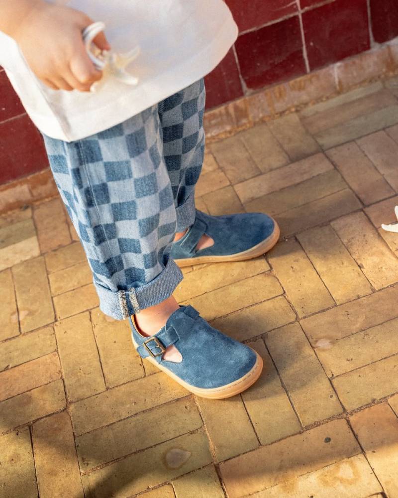 children's shoe brand