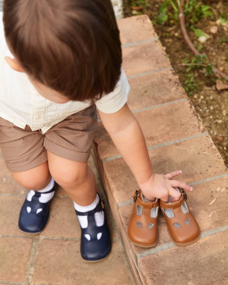 kid's footwear