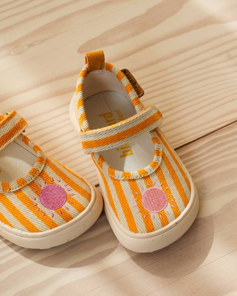 kid's swim & resort