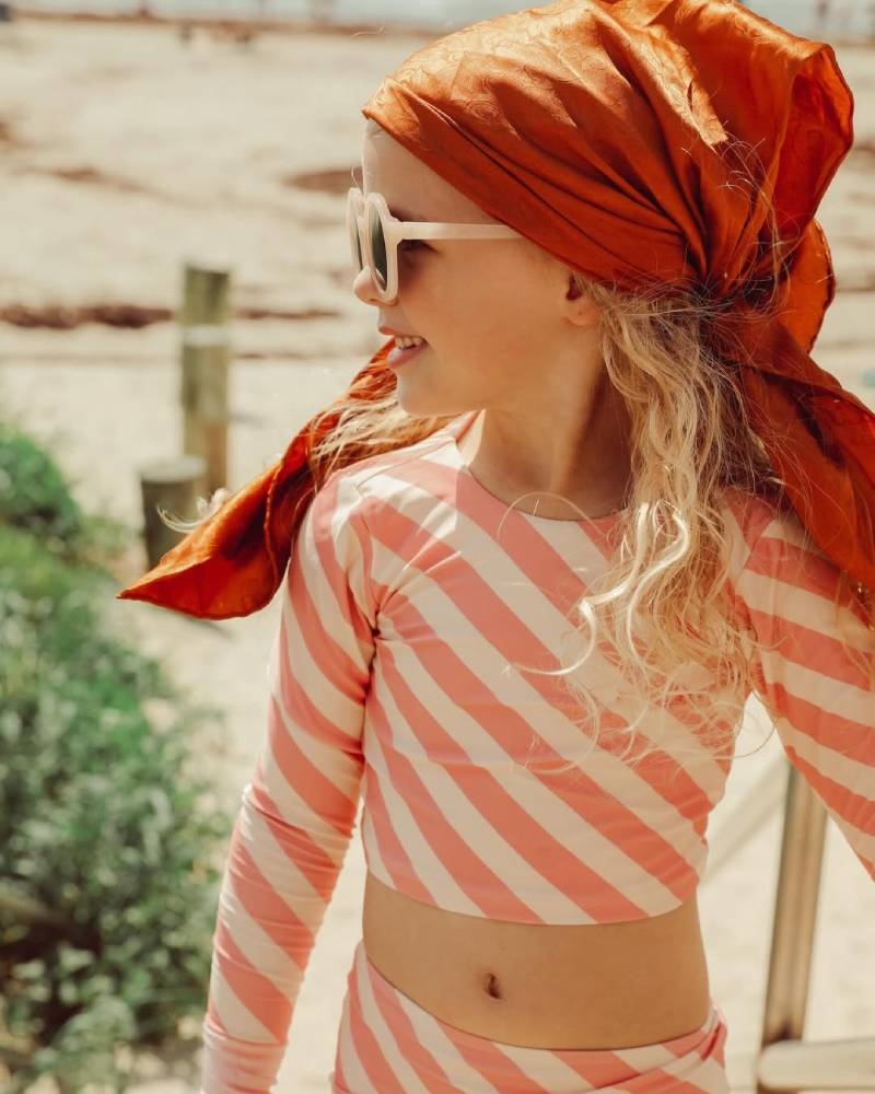 kid's swim & resort