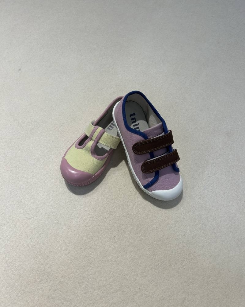 kid's shoe brand
